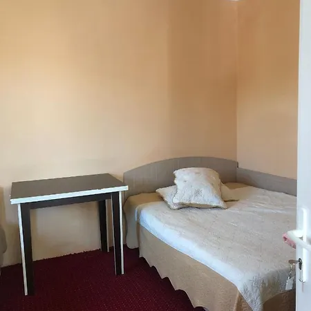 Rum i privatbostad Casa Petre *