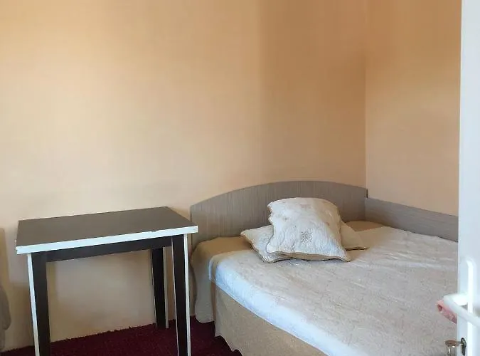 Rum i privatbostad Casa Petre *